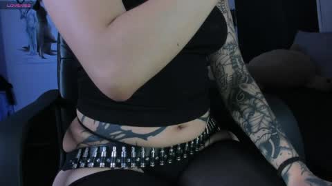 kattx   independent model online show from May 2026 06:19:02 AM