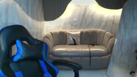 Snapshot of katty_berry_r chatting on October 2025 08:18:01 PM Katty online show from October 2025 08:18:01 PM