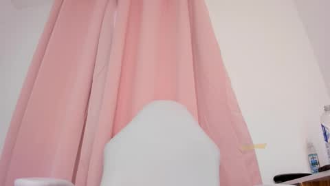 Katty online show from November 2025 08:52:02 PM