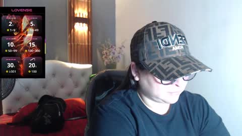 Snapshot of katty_findom_ chatting on November 2025 12:28:01 PM katty online show from November 2025 12:28:01 PM