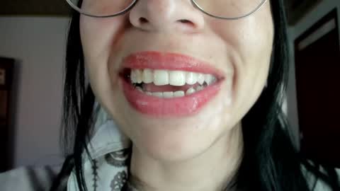 Snapshot of katty_mouth chatting on January 2025 08:28:01 PM Katty online show from January 2025 08:28:01 PM