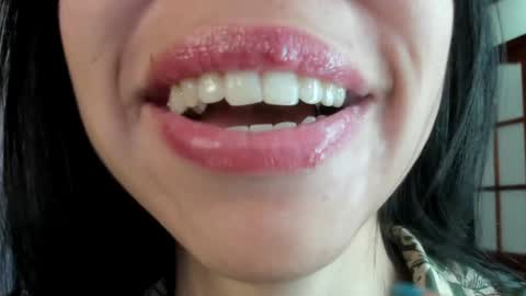 Snapshot of katty_mouth chatting on January 2025 08:35:02 PM Katty online show from January 2025 08:35:02 PM