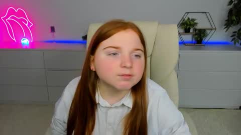 Katty online show from September 2025 05:31:02 AM