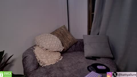 Snapshot of kattyallure chatting on December 2024 11:12:02 PM Katty online show from December 2024 11:12:02 PM