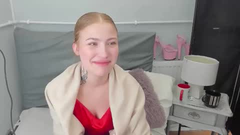 KattyXLovely online show from February 2026 03:27:02 PM