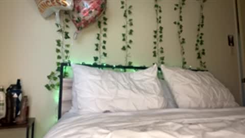 Princesse Kat  online show from February 2026 08:07:01 PM