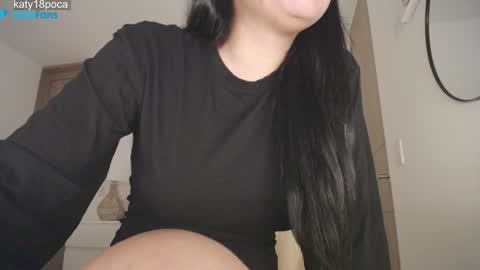 Snapshot of katy_18_pocahontas chatting on March 2026 10:11:02 AM K a t y online show from March 2026 10:11:02 AM