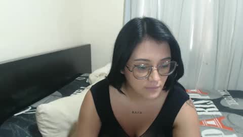 Snapshot of katy_bello chatting on February 2025 07:46:01 PM katy online show from February 2025 07:46:01 PM