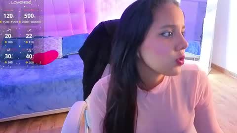 Snapshot of katy_blush chatting on June 2026 07:24:02 PM katy_blush online show from June 2026 07:24:02 PM