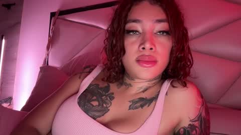 Snapshot of katy_monrroy chatting on October 2025 02:03:02 AM Emily online show from October 2025 02:03:02 AM