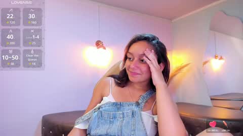 Snapshot of katy_sweet19 chatting on January 2025 10:15:02 PM Katy online show from January 2025 10:15:02 PM