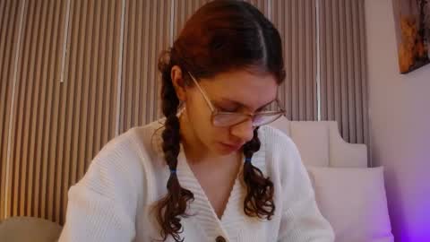 Katy Van online show from April 2026 08:50:01 PM