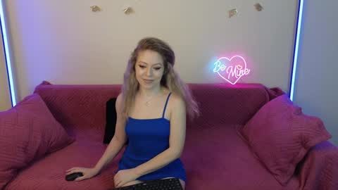 Snapshot of katyafantasy chatting on January 2025 06:27:02 PM KatyaFantasy online show from January 2025 06:27:02 PM