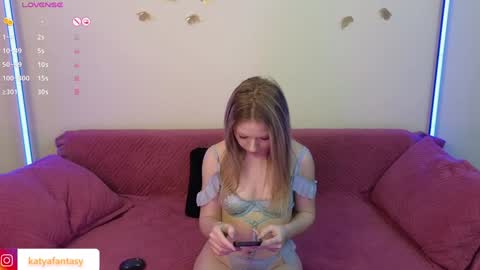 Snapshot of katyafantasy chatting on January 2025 06:35:02 PM KatyaFantasy online show from January 2025 06:35:02 PM
