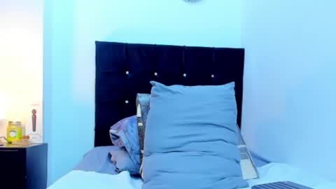 Snapshot of katyajhonss chatting on January 2025 01:42:02 AM KATYAJHONSS online show from January 2025 01:42:02 AM