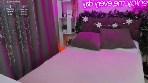 Kate online show from December 2024 07:06:02 AM