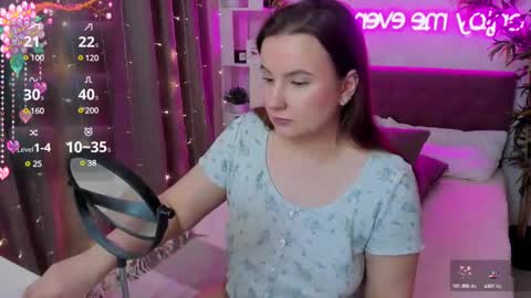 Kate online show from February 2025 10:41:01 AM