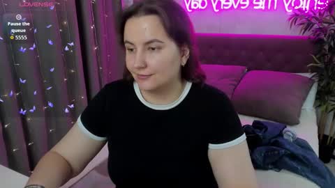 Kate online show from September 2025 03:08:01 AM