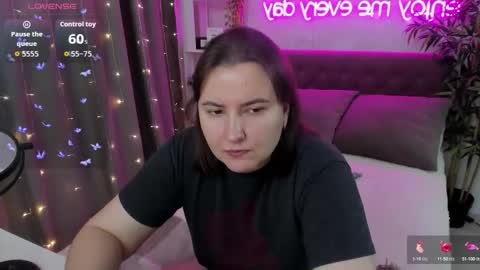 Kate online show from October 2025 03:34:02 AM