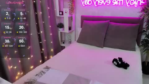 Snapshot of katyaneilson chatting on November 2025 03:53:02 AM Kate online show from November 2025 03:53:02 AM