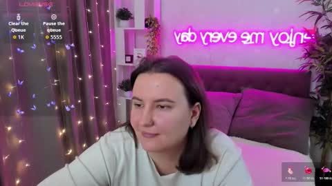 Snapshot of katyaneilson chatting on December 2025 04:51:01 AM Kate online show from December 2025 04:51:01 AM