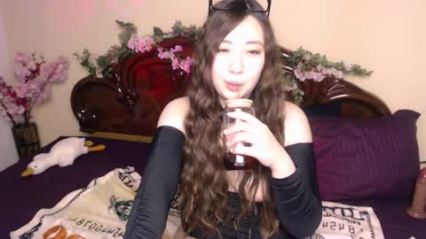 Snapshot of katydoll_ chatting on March 2025 05:17:02 PM Katy online show from March 2025 05:17:02 PM