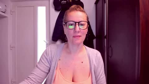 Katy online show from May 2026 05:45:01 AM