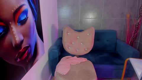 Katy Persian online show from October 2025 08:33:01 PM