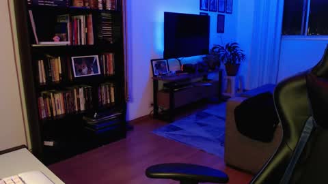 Nico M online show from November 2025 02:57:01 AM