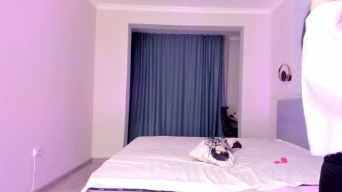 mai online show from December 2025 01:51:02 PM