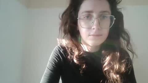 kawaii snowflake online show from December 2025 01:19:01 PM