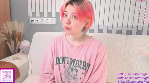 Snapshot of kawaii_yuki chatting on November 2025 07:42:02 AM Yuki online show from November 2025 07:42:02 AM