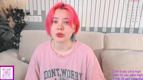 Snapshot of kawaii_yuki chatting on November 2025 05:28:02 AM Yuki online show from November 2025 05:28:02 AM