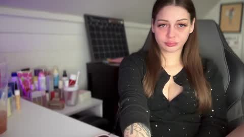 K3z14 online show from February 2025 06:53:01 PM