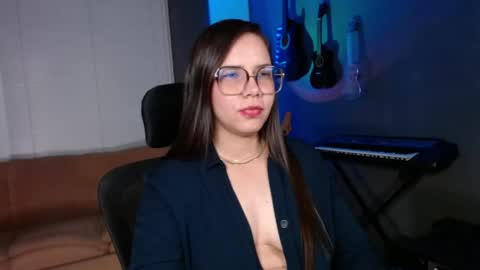 Kay online show from April 2026 04:15:02 AM