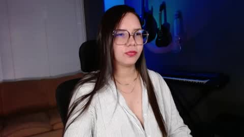 Kay online show from April 2026 06:36:02 PM