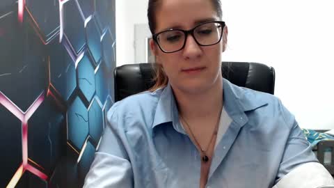 KayaLips online show from December 2024 03:57:01 PM