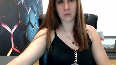 KayaLips online show from December 2024 06:24:02 PM