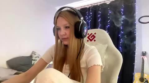 Snapshot of kayceefroehner chatting on February 2026 05:28:02 AM Amia online show from February 2026 05:28:02 AM