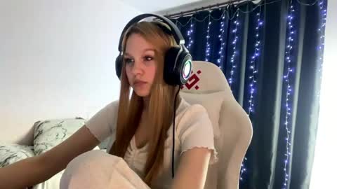 Snapshot of kayceefroehner chatting on March 2026 05:20:02 PM Amia online show from March 2026 05:20:02 PM