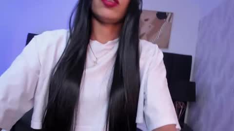 Kayla  online show from September 2025 11:37:02 AM