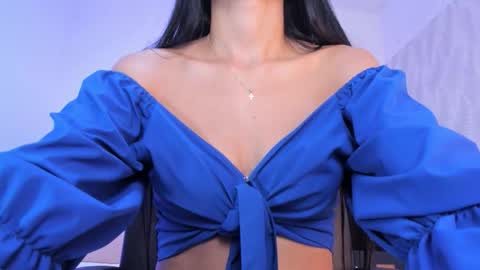 Kayla  online show from January 2026 11:37:02 AM