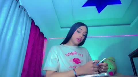 kayla_sexx online show from April 2026 07:03:01 PM