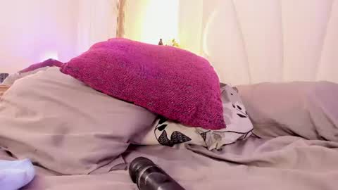 kaylachannell online show from June 2026 10:15:01 AM