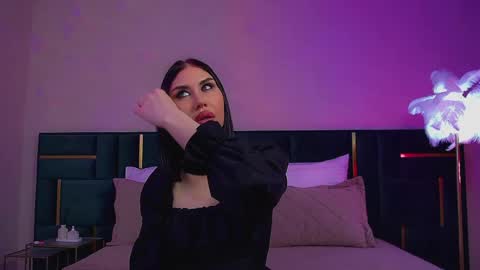 Kayla online show from May 2026 06:52:01 AM