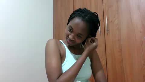 kaylar online show from June 2026 02:48:01 AM