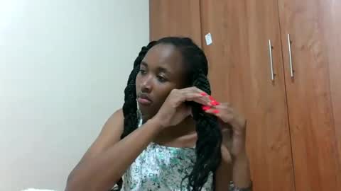 kaylar online show from June 2026 07:13:02 PM