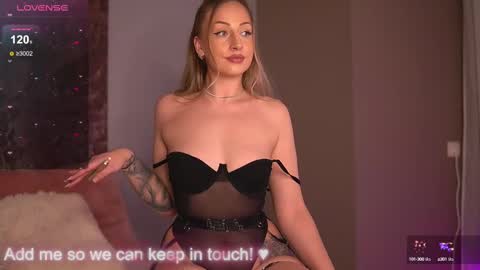 Snapshot of kayleeflynn chatting on February 2025 11:52:01 AM Kayleeflynn online show from February 2025 11:52:01 AM