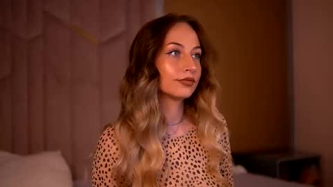 Snapshot of kayleeflynn chatting on October 2025 07:03:01 PM Kayleeflynn online show from October 2025 07:03:01 PM