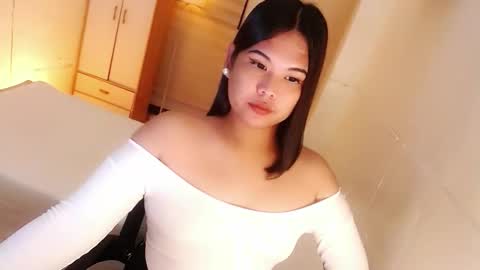 Y O U R        F U T U R E       K A Y L E E  online show from October 2025 06:49:02 PM